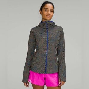 RARE Lululemon Seawheeze Mist Over Windbreaker 6 Anticipation Reflective Rainbow